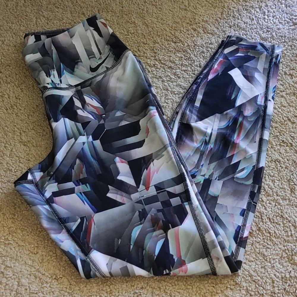 Nike Dri Fit Sustainable Leggings